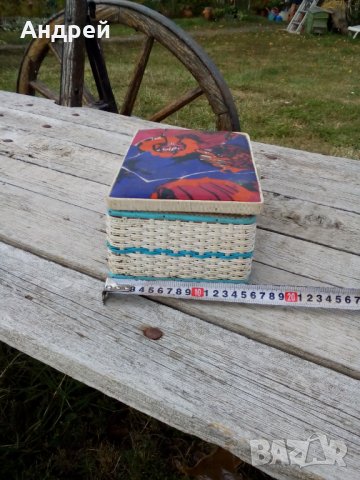 Стара плетена кутия, снимка 4 - Антикварни и старинни предмети - 27005423
