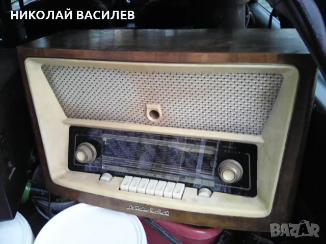 Продавам    радио   -    БОЛЕРО    -   за  мехната  -    от   дядовото   време  .