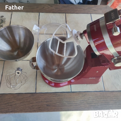 Планетарен миксер AEG Ultramix KM4000, снимка 6 - Миксери - 51450954