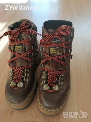 Туристически обувки, снимка 5 - Дамски боти - 42975924