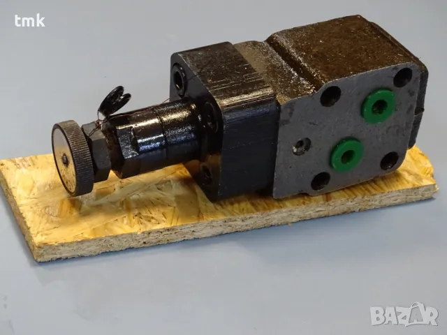 Хидравличен преливно-предпазен клапан тип "Хидравлика" ПГ52-22 6.3МПА, снимка 4 - Резервни части за машини - 47490398