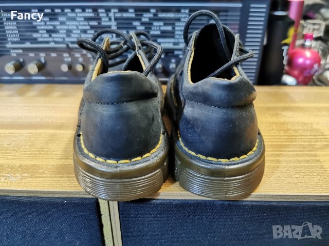 Кожени детски обувки Dr Martens 29 номер , снимка 3 - Детски обувки - 42977677
