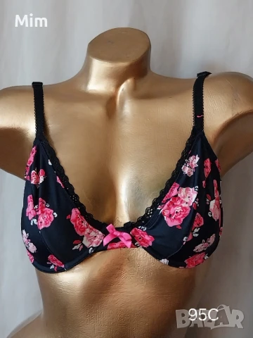 Различни модели дантелени и сатенени сутиени 12 броя , снимка 3 - Бельо - 50806125