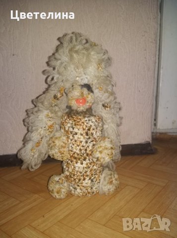 Продавам интересно шише-куче