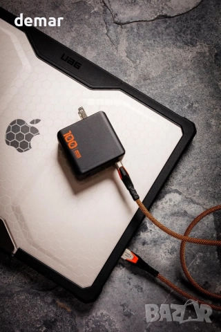 URBAN ARMOR GEAR UAG SRG 100W GaN 3-портово зарядно универсален щепсел, снимка 3 - Друга електроника - 52264228