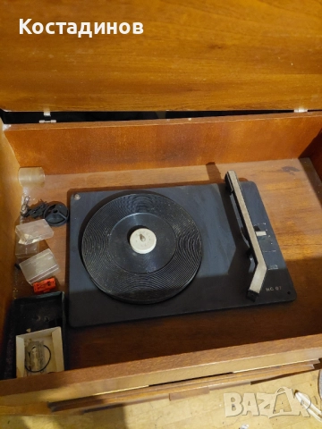 Радио грамофон Акорд 104, снимка 2 - Грамофони - 51829259