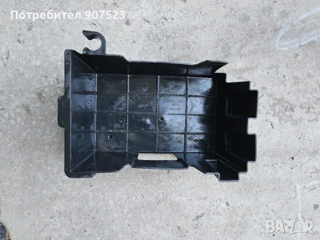 Кутия за акумулатор за Хонда Сивик 8, снимка 4 - Части - 48457159