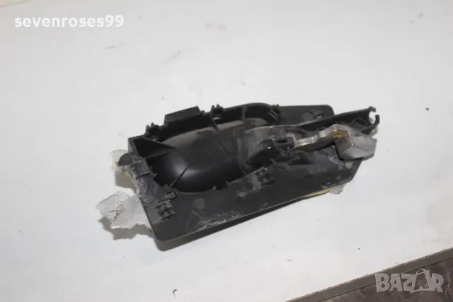 Дръжка врата вътрешна задна лява Пежо 307 св комби 2002 1.6i Peugeot 307SW, снимка 2 - Части - 48252813