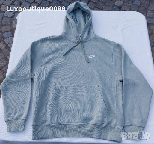 Чисто нов без етикет суичър Nike M