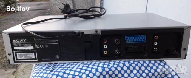 Продавам DVD Player / Video cassette recorder – SONY , снимка 2 - Плейъри, домашно кино, прожектори - 53500642