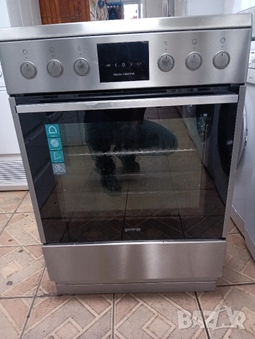 Иноксова свободно стояща печка с керамичен плот Gorenje с 2 години Гаранция!, снимка 3 - Печки, фурни - 53600810