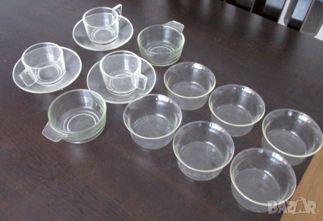 Комплекти нови соц стъклени чашки за кафе или чай и чинийки, снимка 3 - Антикварни и старинни предмети - 39621292