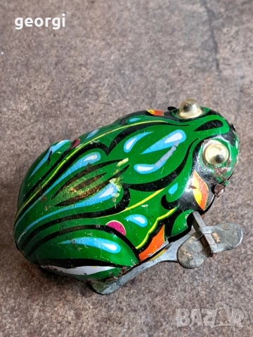 стара механична ламаринена играчка жаба от соца 29/5