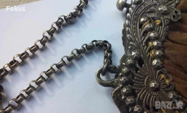 ВЪЗРОЖДЕНСКА СРЕБЪРНА ЧАНТИЧКА НА КОКОНА ЗА НОСИЯ, снимка 5 - Антикварни и старинни предмети - 53525300