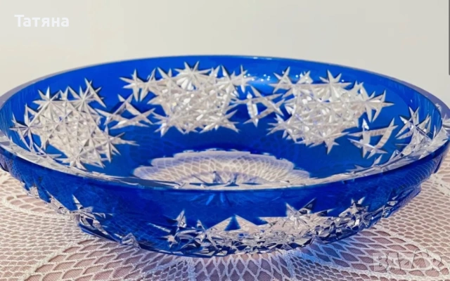 красива кобалтово синя кристална ваза Бохемия, снимка 4 - Вази - 53135785