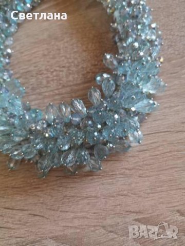 Колие от кристали , снимка 3 - Колиета, медальони, синджири - 34996112
