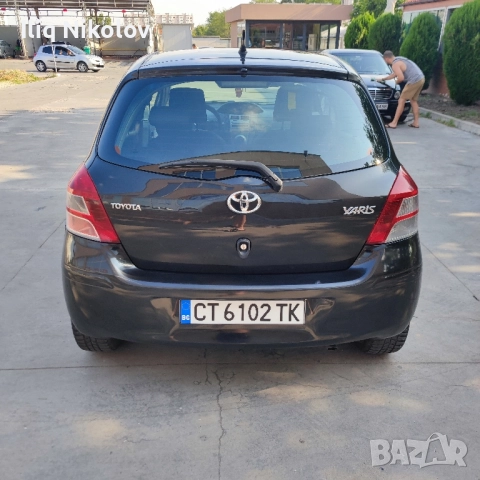 Toyota Yaris 2011g. 1.4 dizel, снимка 8 - Автомобили и джипове - 52524738