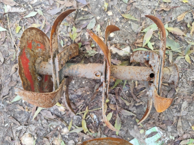 Комплект работни органи за фреза , снимка 3 - Градинска техника - 52451360