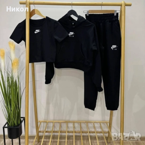 Дамски спортен екип от три части , снимка 3 - Спортни екипи - 51638163