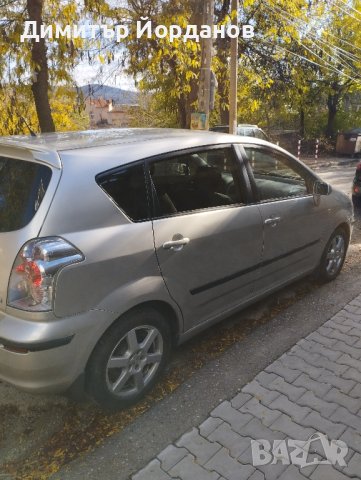 Toyota Corolla Verso 1, 8 vvti, газ, 7 местен , снимка 4 - Автомобили и джипове - 44017771