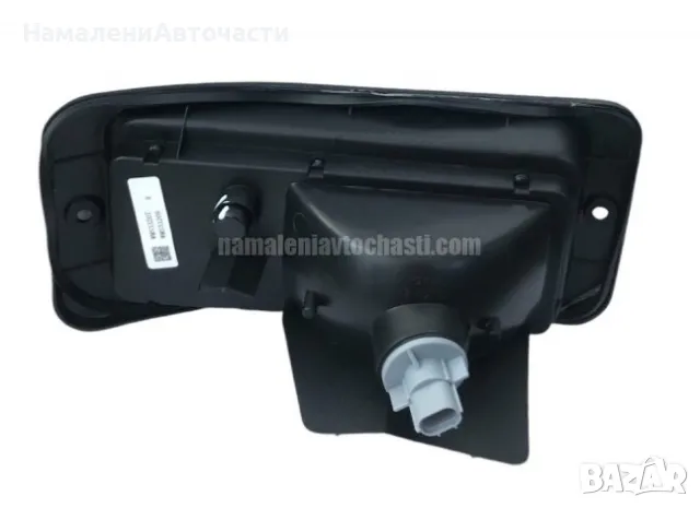 Стоп в броня заден десен MR465018 Mitsubishi Pajero Sport, снимка 2 - Части - 49116910