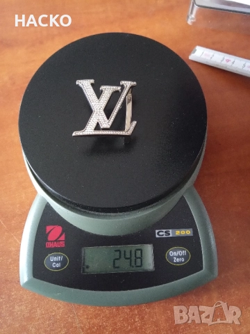 LOUIS VUITTON Катарами за колани 100% Оригинални Внос от Испания, снимка 10 - Колани - 52157629