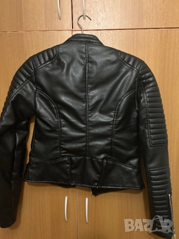 Кожено черно яке, снимка 5 - Якета - 52228479