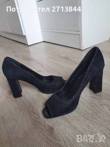Обувки, снимка 4 - Дамски обувки на ток - 52138157