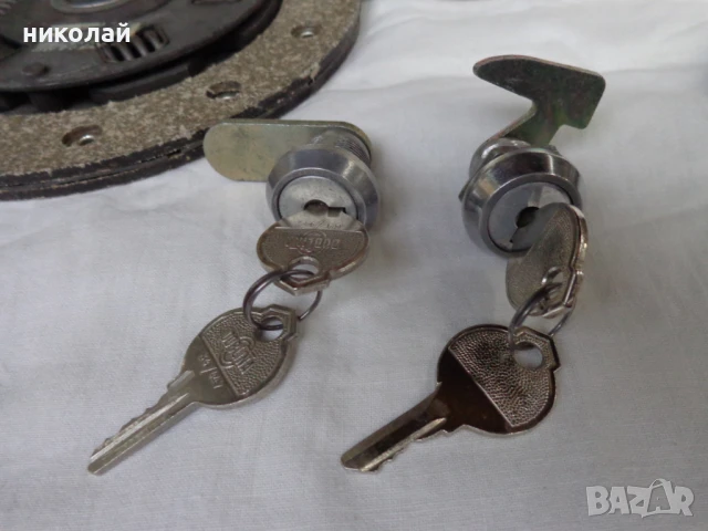 Части за ретро автомобил Вартбург 353W нови и употребявани оригинални DDR, снимка 12 - Части - 50772944