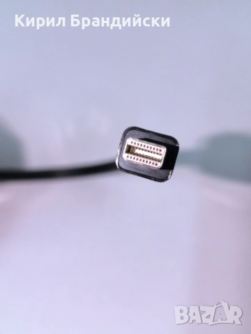 Преходник mini DP to VGA , снимка 3 - Кабели и адаптери - 52442321