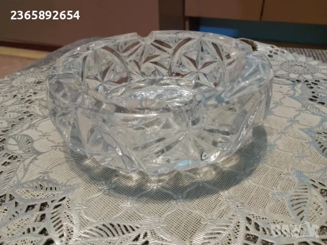 Масивен кристален пепелник 