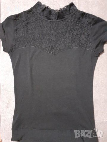 Черна тениска с дантела