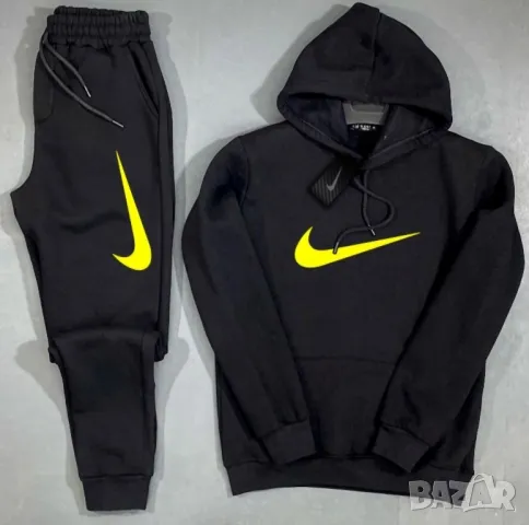 Nike, снимка 1 - Спортни дрехи, екипи - 48574417