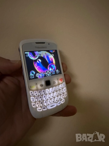Blackberry Curve цвят бяла перла, снимка 2 - Blackberry - 52404491
