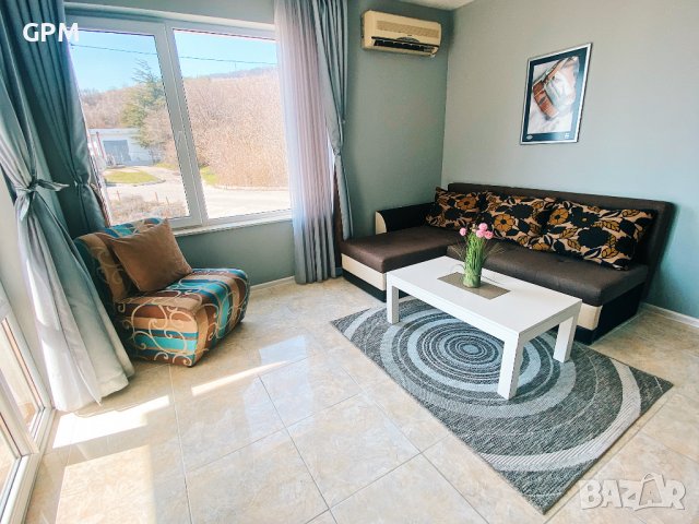 LUXURY SEA VIEW APARTMENT 25m. FROM THE BEACH !, снимка 5 - Квартири, нощувки - 38157972