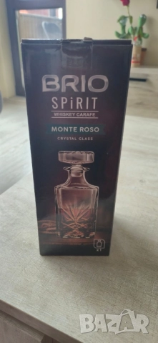 Гарафа за уиски, снимка 2 - Сервизи - 52425508