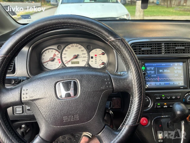 Хонда стрийм, снимка 5 - Автомобили и джипове - 50943912