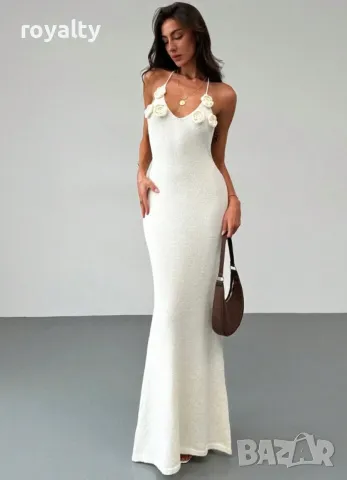 Плетена рокля с флорални мотиви в кайсиев цвят 🍑