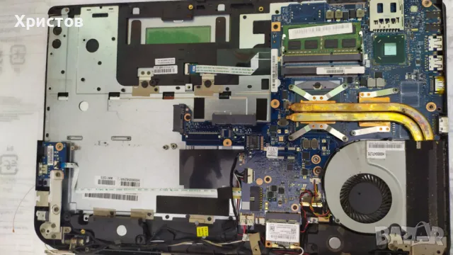 Toshiba satellite L50-A ОТЛИЧНО Работеща дънна платка с Пламрест и Клавиатура, снимка 3 - Части за лаптопи - 49722596