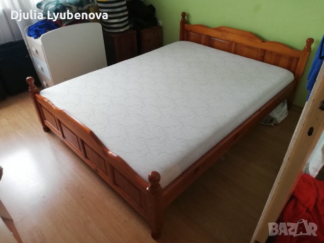 Рамка за легло с две нощни шкафчета , снимка 2 - Спални и легла - 43020499