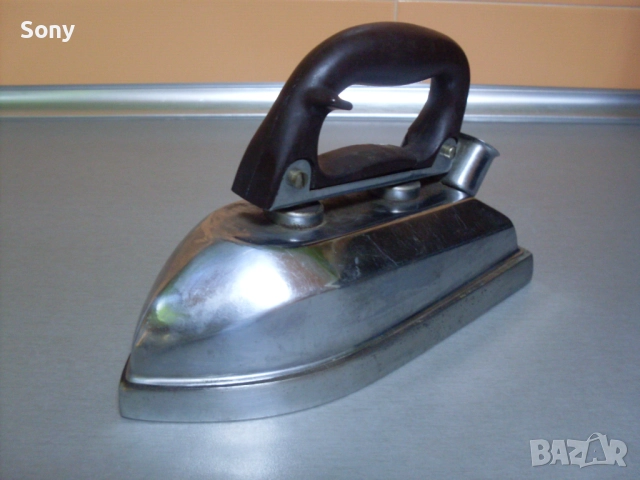 Стара българска ютия- 1960- 1965г., снимка 15 - Антикварни и старинни предмети - 52500086