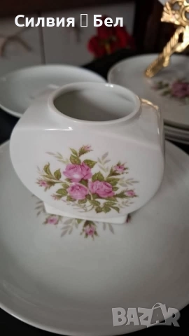 Сервиз за кафе- ретро порцелан , снимка 8 - Сервизи - 51627078