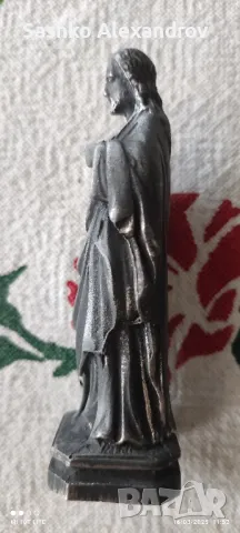 Статуетка - Пресветото Сърце Христово, снимка 3 - Антикварни и старинни предмети - 49513969