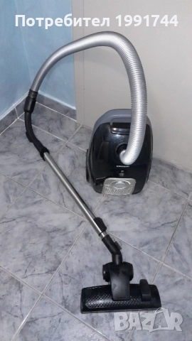 Прахосмукачка Grundig 