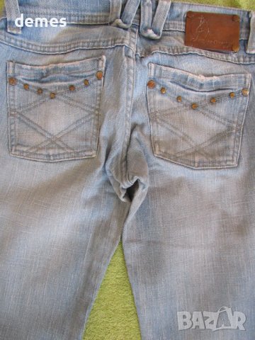 Дамски дънки Stradivarius размер S, снимка 11 - Дънки - 36630637