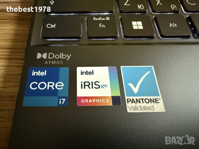 90Hz OLED ZenBook Flip`i7-12700H/16GB DDR5/1TB SSD/Retina 2880x1800, снимка 2 - Лаптопи за работа - 52889649