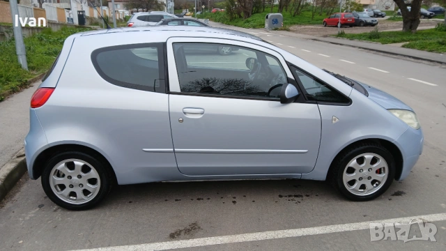 Mitsubishi Colt 1.3 16V, снимка 3 - Автомобили и джипове - 53216047
