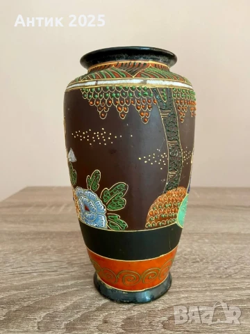 Антична японска ваза в стил Сацума (началото на XX век), снимка 4 - Вази - 50548588