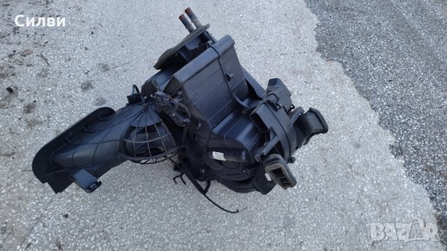 Парно за Фиат Панда 03-11г. от Fiat Panda парно комплект корпус моторче пита клапи радиатор, снимка 2 - Части - 35605325