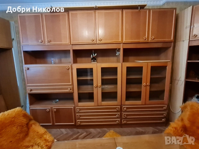 Продавам холна секция